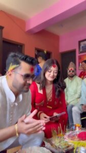 Prakriti Shrestha Instagram - Dashain with our family after 7 years 💕💕