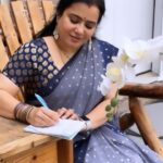 Pranathy Sadhanala Instagram - శుభోదయం నేస్తాలు💙 saree @havni_collections #goodmorning . #godblessyouall . #sareelove . #hanvicollections . #chusichudangane❤️ . #pakkasouthindian . #pranathymanasupalike