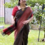 Pranathy Sadhanala Instagram - నడిచే నాట్యమా 🤎❤️ grand 3D embossed heavy big Antique neckset with kundans, Lakshmi, peacock design & crystal hangings along with large earrings. @classycreations.rva #chilukakshemama #musiclover #classycreations #jewelerycollection #pranathymanasupalike