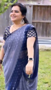 Pranathy Sadhanala Instagram - వాన వాన వచ్చేనంట🫶🏻 saree @havni_collections #swatilomutyamanta . . #bangarubullodu . . #balayya . . #raveenatandon . . #reelitfeelit . . #musiclover . . #sareelove . . #sareedraping . . #infinitydrapesaree . . #hanvicollections . . #pranathymanasupalike