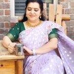 Pranathy Sadhanala Instagram - శుభోదయం నేస్తాలు💜💚 This beautiful saree @charvik_collections_1 *COST <~ 2550/- Free shipping $ *WCT Brand presents* * Soft party wear Georgette sarees with allover zari cut dollar butties *Beautiful Scalloped Rose embroidery designer borders *Pure pattu Blouse as shown in pic https://chat.whatsapp.com/Bth1UEwl0lz59ZzxjKURRq Jewelry @sreeyashjewels Necklace #goodmorning #godblessyouall #jaragandijaragandisong #ramcharan #kairaadvani #gamechanger #reelitfeelit #explorepage #pranathymanasupalike