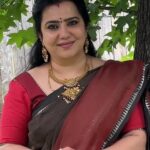 Pranathy Sadhanala Instagram - శుభోదయం నేస్తాలు 🤎❤️ grand 3D embossed heavy big Antique neckset with kundans, Lakshmi, peacock design & crystal hangings along with large earrings. @classycreations.rva #goodmorning #godblessyouall #classycreations #jewelerycollection #pranathymanasupalike