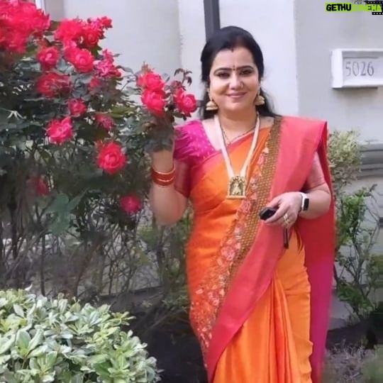 Pranathy Sadhanala Instagram - *Music Heals everthing* Saree@nagaonlineboutique @pranathymanasupalike . . . . #trendingreels