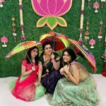 Pranathy Sadhanala Instagram - శుభోదయం నేస్తాలు 🫶🏻నా సంతోషానికి చిరునామా 🫶🏻 #goodmorning #godblessyouall #blessedlife🙏 #mydarlingdaughters #🫶🏻 #pranathymanasupalike