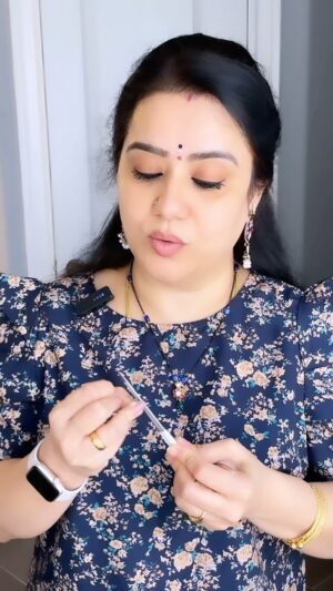 Pranathy Sadhanala Instagram - శుభోదయం నేస్తాలు💙 chai లవర్స్ ☕️నాకు తెలిసిన టీ పిచ్చోళ్లని tag చేస్తున్న @sailajairukulla 
@pudi.srao 
@sandhyagayatri_challa 
@sanjuktaa 

#goodmorning #godblessyouall #tealovers #chailover #reelitfeelit #pranathymanasupalike