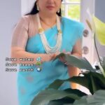 Pranathy Sadhanala Instagram - మాట-తూట #maatemantramu #tillu2 #myvoice #motivational #bepostive #reelitfeelit #pranathymanasupalike Saree @mokshacouture Jewelry @swapna_jewels
