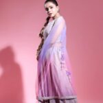 Pratiksha Rai Instagram – Costume- @bawreefashions 
MUA- @makeover_rituu 
Hair- @sunitahairstylist 
Jewellery- @artsy_rental_jewellery 
Studio- @studio7s7 
🎥- @chetanpsanap