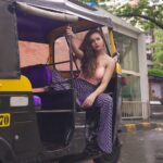 Pratiksha Rai Instagram - Station station station....? (Autowale bhaiya ki rejections sun sun k mai ne ye decision liya hai.... mai jhukegi nahi S@L@...) #summervibes#sumeroutfit#floraldresses#colourfuldress#hat#mumbai#actorlife#photoshoot#outdoorshoot#potraitshoot#portraitphotography#pratiksharai#indiantelevision#mumbairickshaws