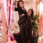Pratiksha Rai Instagram - 🖤🖤 कभी सौतन कभी सहेली 😃 . . . . . . . . #friendsforever