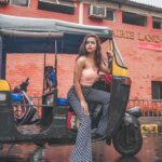Pratiksha Rai Instagram - Toh Aaj kaha chalein …???? #summervibes#sumeroutfit#floraldresses#colourfuldress#hat#mumbai#actorlife#photoshoot#outdoorshoot#potraitshoot#portraitphotography#pratiksharai#indiantelevision