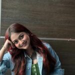 Pratyusha Paul Instagram – 𝘈𝘯𝘥 𝘵𝘩𝘦𝘺 𝘬𝘦𝘦𝘱 𝘢𝘴𝘬𝘪𝘯𝘨 𝘮𝘦 𝘸𝘩𝘦𝘳𝘦 𝘩𝘢𝘱𝘱𝘪𝘯𝘦𝘴𝘴 𝘤𝘢𝘯 𝘣𝘦 𝘧𝘰𝘶𝘯𝘥, 𝘣𝘶𝘵 𝘭’𝘮 𝘯𝘰 𝘭𝘰𝘯𝘨𝘦𝘳 𝘵𝘳𝘺𝘪𝘯𝘨 𝘵𝘰 𝘧𝘪𝘯𝘥 𝘩𝘢𝘱𝘱𝘪𝘯𝘦𝘴𝘴 𝘐 𝘫𝘶𝘴𝘵 𝘢𝘱𝘱𝘳𝘦𝘤𝘪𝘢𝘵𝘦 𝘸𝘩𝘦𝘳𝘦 𝘪 𝘢𝘮 𝘢𝘯𝘥 𝘵𝘩𝘦𝘯 𝘩𝘢𝘱𝘱𝘪𝘯𝘦𝘴𝘴 𝘧𝘪𝘯𝘥𝘴 𝘮𝘦..🧚🏻‍♀️🦋🌿☀️🧘🏻‍♀️🌇🌻
.
.
.
.
.
.
.
.
.
.
.
.
#postivevibes #ontopoftheworld #believe #quotes #pratyushapaul #deepquotes #positivethoughts #universe #actorslife