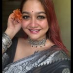 Pratyusha Paul Instagram - No kala jadu needed, saree,kajal & bindi are enough..🖤🪞🕊️🥀 . . . . . . . . . . . . . . . . . . . . . . . . . #saree #sareelove #sareefashion #bengali #bengaligirl #bengaliactressworld #fashion #ethnicwear #blacksaree #desi #desigirl #explore #foryou #trending #kajal #eyes #makeup #bengalisong #bengalibeauty #