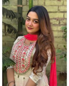 Pratyusha Paul Instagram - নতুন করে শুরু হোক সব। শুভ নববর্ষ ১৪৩১। নতুন বছরের শুভেচ্ছা জানাই সকলকে।🪷🦢🌾☀️