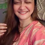 Pratyusha Paul Instagram - Tumhari dilbara 💓😉 . . . . . . . . . . . . . . . . . . . . . . . . . . . . . . . . #transition #reels #explore #foryou #instagood #instamood #instagram #reelsinstagram #transitionreels #makeup #fashion #minimalism