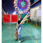 Pratyusha Paul Instagram - 𝘍𝘢𝘪𝘳 𝘭𝘪𝘨𝘩𝘵𝘴,𝘧𝘦𝘳𝘳𝘪𝘴 𝘸𝘩𝘦𝘦𝘭𝘴 𝘴𝘵𝘢𝘳𝘳𝘺 𝘯𝘪𝘨𝘩𝘵𝘴 𝘢𝘯𝘥 𝘢𝘭𝘭 𝘵𝘩𝘦 𝘧𝘦𝘦𝘭𝘴..🎠🎡🌠🎢🎟️ . . . . . . . . . . . . . . . . . . #kidatheart #ferriswheel #carnival #pratyushapaul #fashion #streetstyle #outfitinspiration #explore