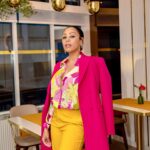 Precious Muir Instagram - 🌸 Every day is a gift. But some days are packaged better 🌺 Location: @parkcornerbrasserie @londonhiltonpl Photographer: @imagesbysia __________________________________________ #springfashion #style #springtime #fashion #londonevents #spring #flowers #grandopening #londonrestaurants #hotel #finedining #londonhotels #parklane #pressnight #VIPInvite