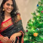 Preetha Instagram - With a smile on your face and hope in your heart, let us welcome the good times Christmas is going to bring along. ♥️ Merry Christmas to each one of you ✨ Love you all♥️😘 #christmas2023 #itspreetha_official