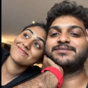 Preetha Instagram - 🤣♥️oru nanban irunthaal oru nanban irunthaaal🤣🤣🤣