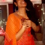 Preethi Kitchappan Instagram - Bagundhoi…..ooooie…. #reelsinstagram #instagood #instafashion #insta #reelitfeelit #reelkarofeelkaro #reels #reel #explore #reelsexplore #explorepage #reelit #reelsviral #reelstrending #viral #trendingreels #instamood #moodygrams #memes #instasaree #saree #sareelove #sareedraping
