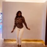Preethi Kitchappan Instagram - Title Title 🤓 #reels #reelsinstagram #viral #meghantrainor #title #instamood #instareels #lovereels #shotoniphone #reelitfeelit #reelkarofeelkaro #hollywood #songs