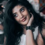 Preethi Kitchappan Instagram - Ondrai vaaa #reels #reelsinstagram #reelitfeelit #reelkarofeelkaro #instagram #instagood #instalove #reelsindia #reelsinsta #reelsexplore #explorepage #explore #reel #reelsviral #trendingreels #trending #tamil #mallu
