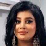 Preethi Kitchappan Instagram – BTS from a recent shoot….

Kudos to @jothimuthuram for the flawless dolly makeup and hairdo…Magic in her hands and rolling third time in a row for my shoots consistently….. calm and composed you bring star dust to the table❤️❤️❤️

I did not know I could ever look this put together, pretty and beautiful 🤩 

@nekz_couture @jothimuthuram @24x7studioo @landofwonders2022 what a beautiful and memorable day it was… I can’t wait for the footage bring them on soon❤️

#insta #instagood #instagram #santhosnarayanan #chitta #makeupartist #makeup #réel #reelsinstagram #explorepage #foryou #fyp #explorepage✨ #saree #sareelove #photooftheday #photo #photoshoot #trendingreels #viralreels #viralvideos