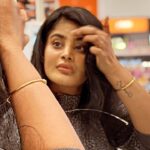 Preethi Kitchappan Instagram - Shopping sundays be like…..so…. #insta #instagram #reelkarofeelkaro #reelsinstagram #reelitfeelit #instagood #instamood #instafashion #thiruchitrambalam #instacool #dhanush #meghamkarukkatha #instalove #reelsindia #tamil #tamilcinema #reelinstagram #anirudhravichander