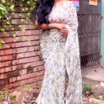 Preethi Kitchappan Instagram - Last of the lot means this dippam dappam is the socham of the micham as Neyar viruppam…. 3 of 2…. #reels #reelsinstagram #instagood #insta #instafashion #instamood #mood #saree #sareelover #instadaily #reelitfeelit #reelkarofeelkaro #reelsindia #kollywood #vijaysethupathi #vjs #tamil #tamilsongs #sareefashion #instalove #reelviral #trendingreels #trendingsongs #trending #reel #love#anirudh #aniruthmusic #aniruthravichander #anirudh #aniruthfansclub