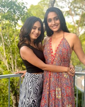 Preethiga Instagram - She will always be my safety net 🫂 she is someone I will call if I am not feeling I am going in a right path because I have her to tell me the rights and wrongs 🤍 love you always teja manuu😘
.
#preethiga