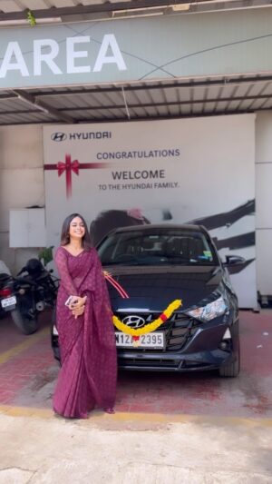 Preethiga Instagram - Sometimes dreams come true too soon and this was a moment like that . I bought a car by myself for myself and I am pretty proud about it ( konjam self proud moment thapu ila paa🤫) . It’s been 3 whole years since I started working and earning I feel like this is the first reward I am gifting myself for that . As I said before June was an amazing month in my life and it’s happening like always🕊️🚗
.
#preethiga #i20 #hyundai #love