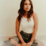 Preethiga Instagram - Chapter: ELINOR Ft. @_.preethiga 📸 @subi.sebastian_ #series #she #elinor #shininglight #subisebastian #preethiga #indoorshoot #photoshoot #instafashion