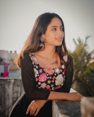Preethiga Instagram - 🖤
@saravanan_dop @_gina_couture