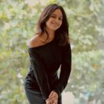 Preethiga Instagram - Have you ever been in a situation where you have to choose between being right and being understanding? . If you do be understanding because being right differs from person to person but being understanding is what helps to lead a relationship with someone 🤎 ACCEPTANCE IS EVERYTHING 🪶