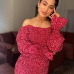 Preeti Singh Instagram - Hosanna ❤️ . . #selfportraits #summeroflove #polkadot #offshoulderdress #explore #fyp