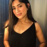 Preeti Singh Instagram - Just in case you need to know I fall in love with you a little bit more 💕 . . . #selftalk #dailyaffirmations #portraits #explore #fyp