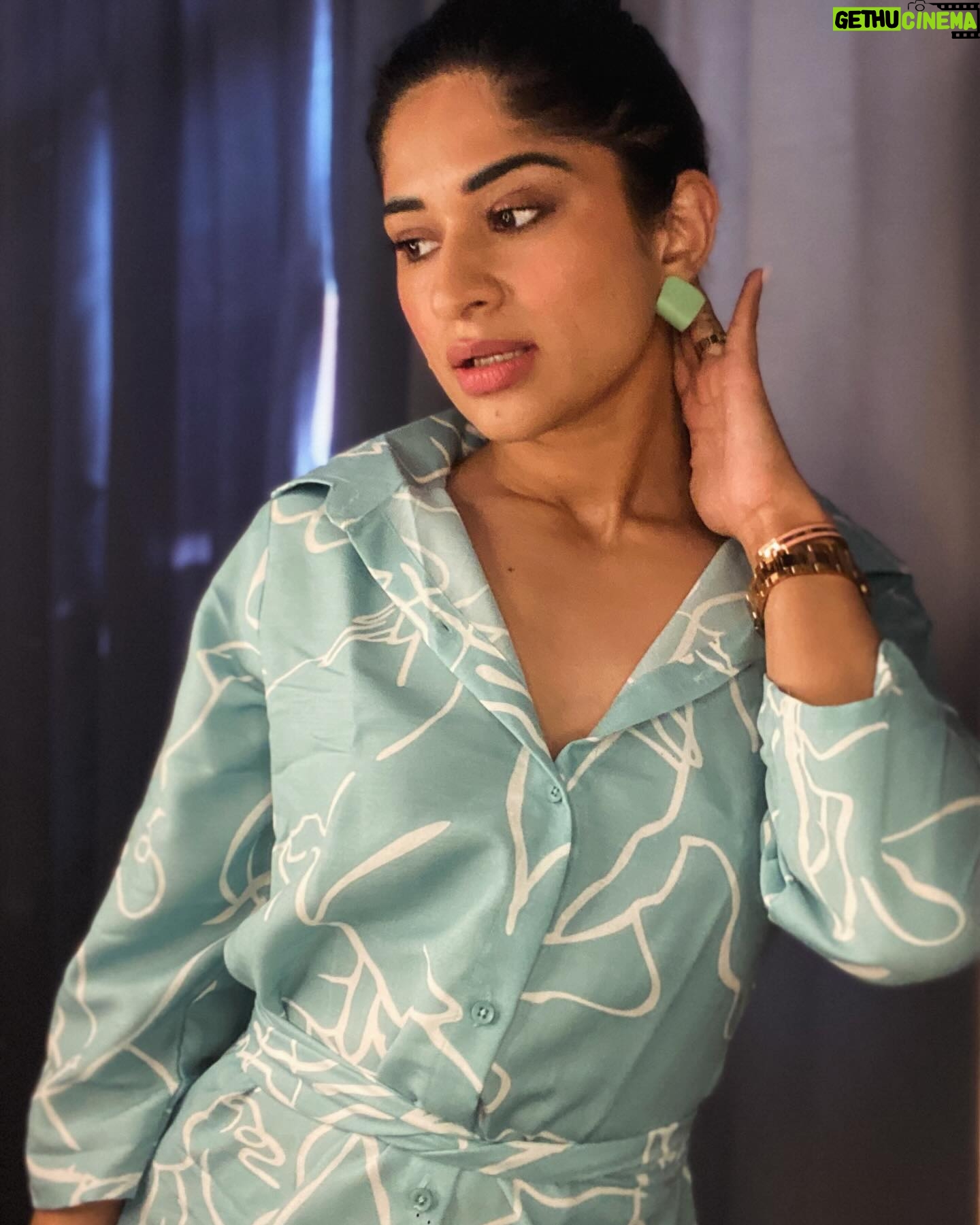 Preeti Singh Instagram - Trendy, Comfy, Summery 🤍!!! Wearing : @greciilooks . . . #explore #fyp #trendy #coordset #summery #comfy #amazon #amazonfashion