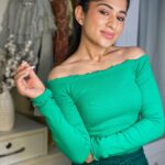 Preeti Singh Instagram - One love is all we need 💚 Pants : @bewakoofofficial Top : @thesouledstore . . #explore #fyp