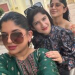 Preeti Singh Instagram - Happy Birthday @singh.neha23252019 di ♥️… . . . #happybirthday #famjam