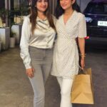 Preeti Singh Instagram - Late uploads but genuine vibes!♥️ . . . #happymothersday #familia #blessed #grateful #countingmyblessings