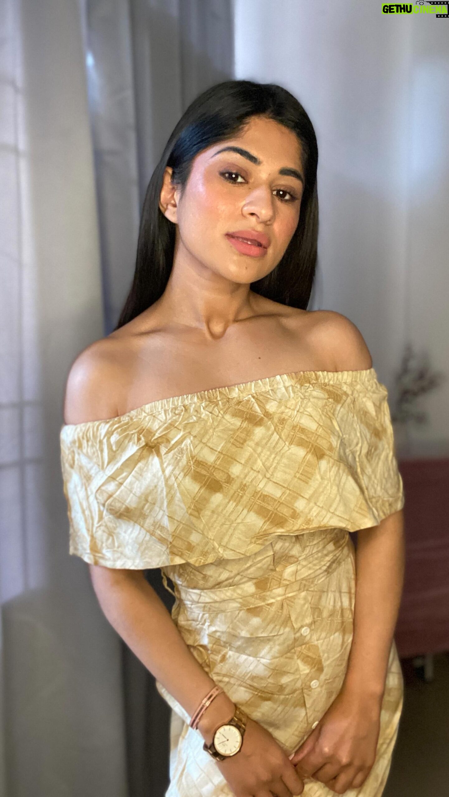 Preeti Singh Instagram - Wearing @misschaseindia . . #offshoulderdress #explore #fyp