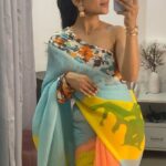 Preeti Singh Instagram - Reel or Real? . . . #sareetransition #saree #indianorwestern #fashiongram #explore #fyp