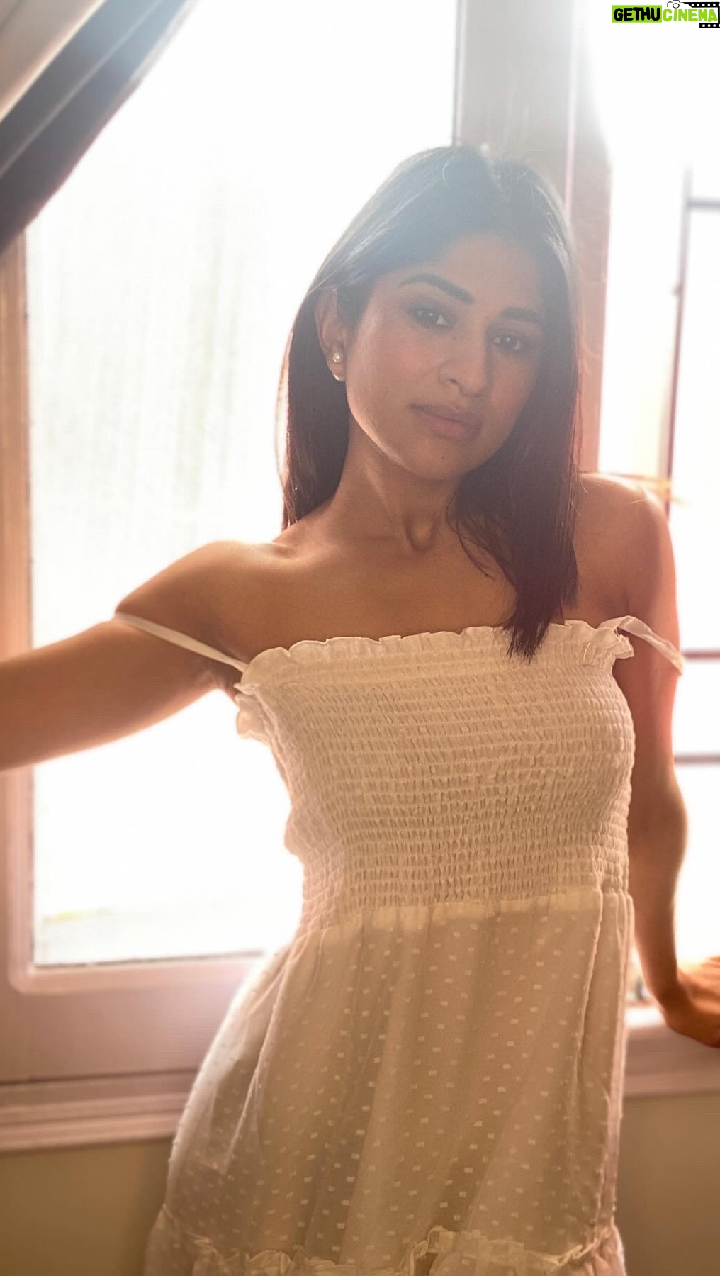 Preeti Singh Instagram - White dress 🤍 . . #amazonfashion #explore #fyp #whitedress