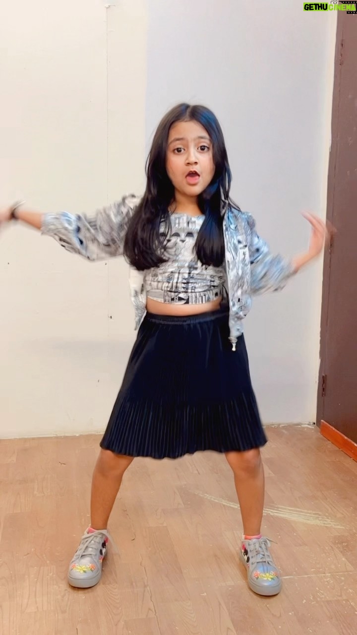 Princy Prajapati - 16.5K Likes - 🤍🖤…..
👗: @tinybabyindia
#reels #trending #viral #anupamaa
