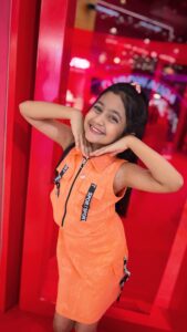 Princy Prajapati Instagram - Dance with me 🥰 Outfit: @taffykids_official #reels #anupamaa #trending #selflove #explore