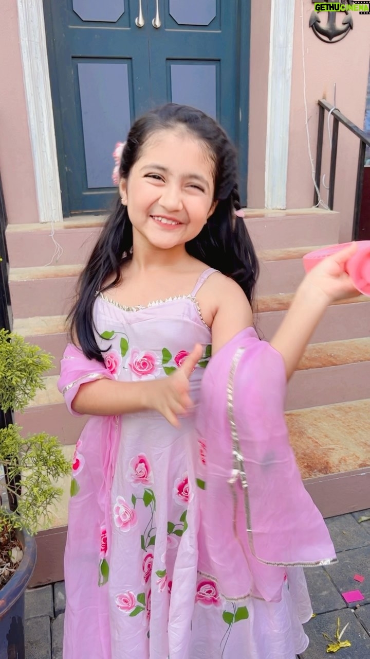 Princy Prajapati - 7.8K Likes - Aur kiski favourite Hu mai 😜🥰
#reels #anupamaa #explore #viral #trending