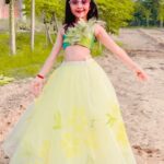 Princy Prajapati Instagram – Abi to banno nachegi 🥰

#trending #viral #reels