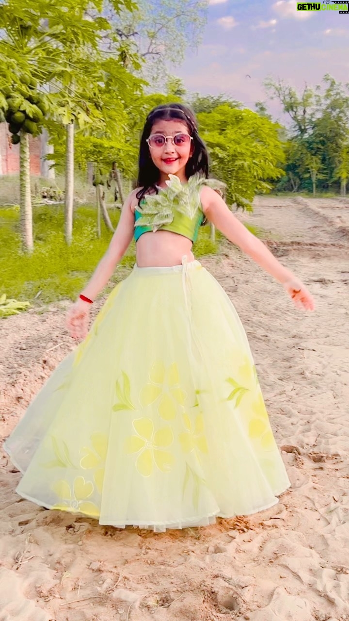 Princy Prajapati - 12K Likes - Abi to banno nachegi 🥰
#trending #viral #reels
