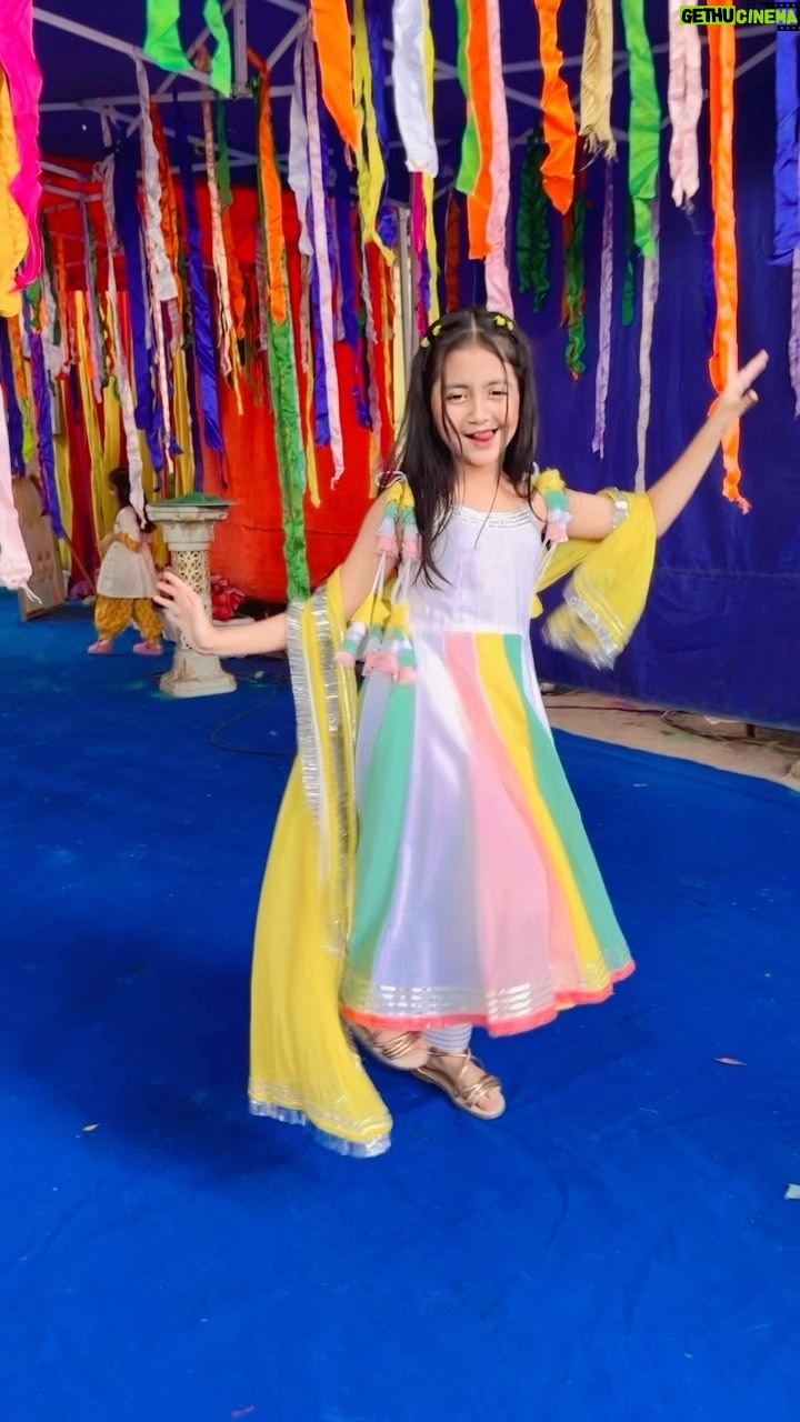 Princy Prajapati - 10.7K Likes - Ufff Eyaa Holi 🤗
#reels #trending #viral #holi