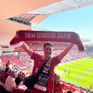 Priscelia Chan Instagram - I am soooo glad that your dream to watch
the game at #Liverpool came true #ATmyhubbybuddybaby 😍❤️ #YNWA #DankeJürgen