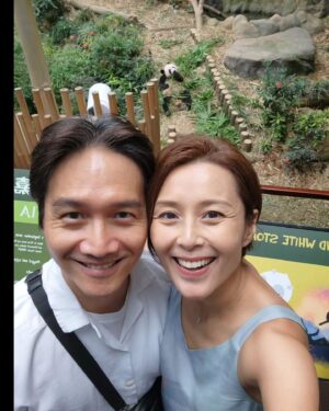 Priscelia Chan Instagram - So happy to finally see 🐼 #叻叻 & Mummy 🐼 #嘉嘉 on my birthday 😍😍😍 Thank you #ATmyhubbybuddybaby 🙆‍♀️😘❤️